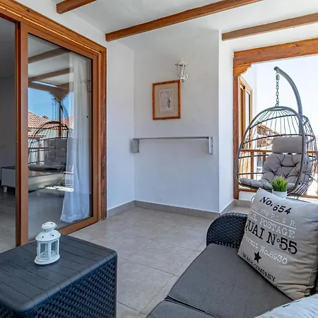 Los Gigantes Next To The Beach By Dreamhomestenerife Lägenhet
