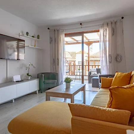 Los Gigantes Next To The Beach By Dreamhomestenerife * Santiago Del Teide